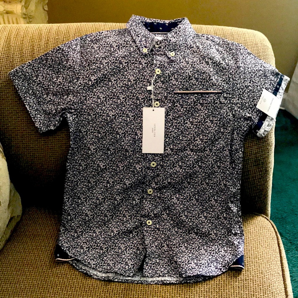 Short sleeve shirt